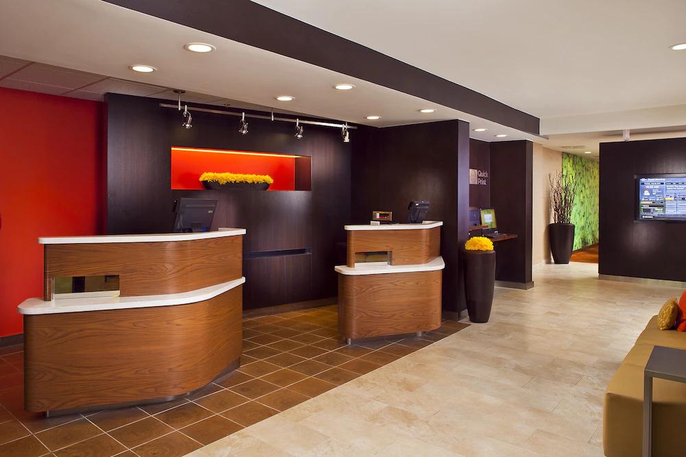 Отель Sonesta Select Birmingham Colonnade Экстерьер фото